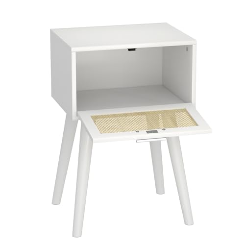 LAATOOREE Nightstand Set of 2, Small End Table with Rattan Door, Bedside Table with Solid Wood Feet, Boho Side Table for Bedroom Living Room Smal