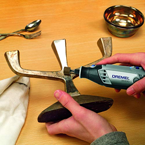 Dremel 724 EZ SpeedClic Accessory Set - 150 Rotary Tool Accessories for Cutting, Carving, Sanding, Cleaning, Grinding, Polishing, Sharpening