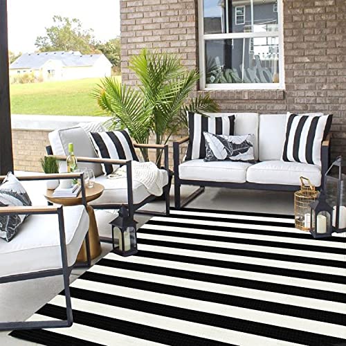 LEEVAN Outdoor Rug 5x7 Black and White Patio Rug, Washable Striped Door Mat Farmhouse Black Front Door Mat, Cotton Reversible Balcony Decor, Dura