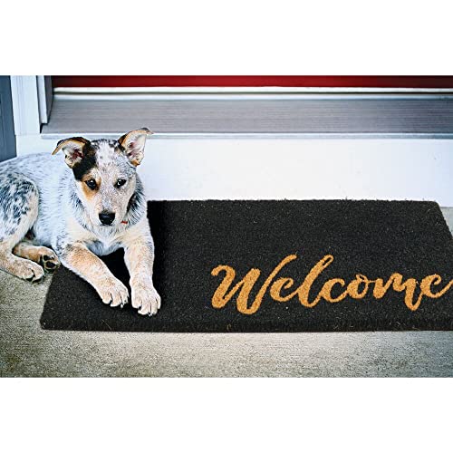 mDesign Decorative Doormat – Natural Coir Doormat with Script Writing – Welcome Mat for Indoor and Outdoor Use – Black/Brown
