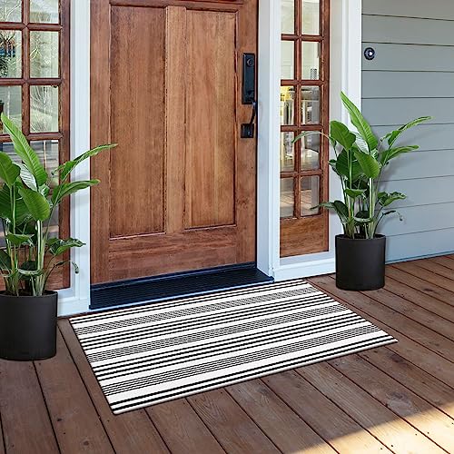 LEEVAN Black and White Striped Door Mat 24'' x 35'' Washable Hand-Woven Front Door Rug, Reversible Front Door Mats Outdoor Farmhouse Striped Laye