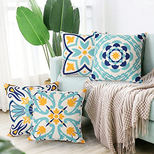 Dremisland Outdoor Waterproof Throw Cushion Covers 18x18 Inch Set of 4 Floral Printed Pillow Covers Boho Farmhouse Outdoor Decorative Pillowcases